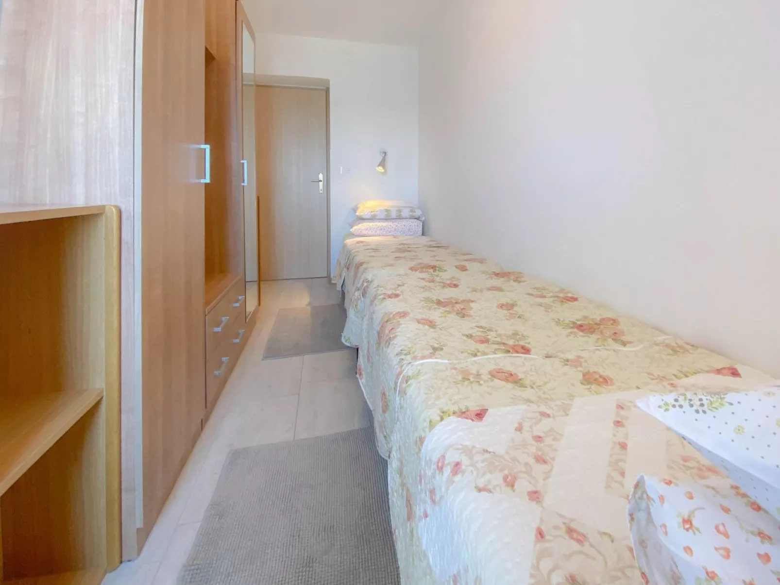 "Belvedere gore" - Inside