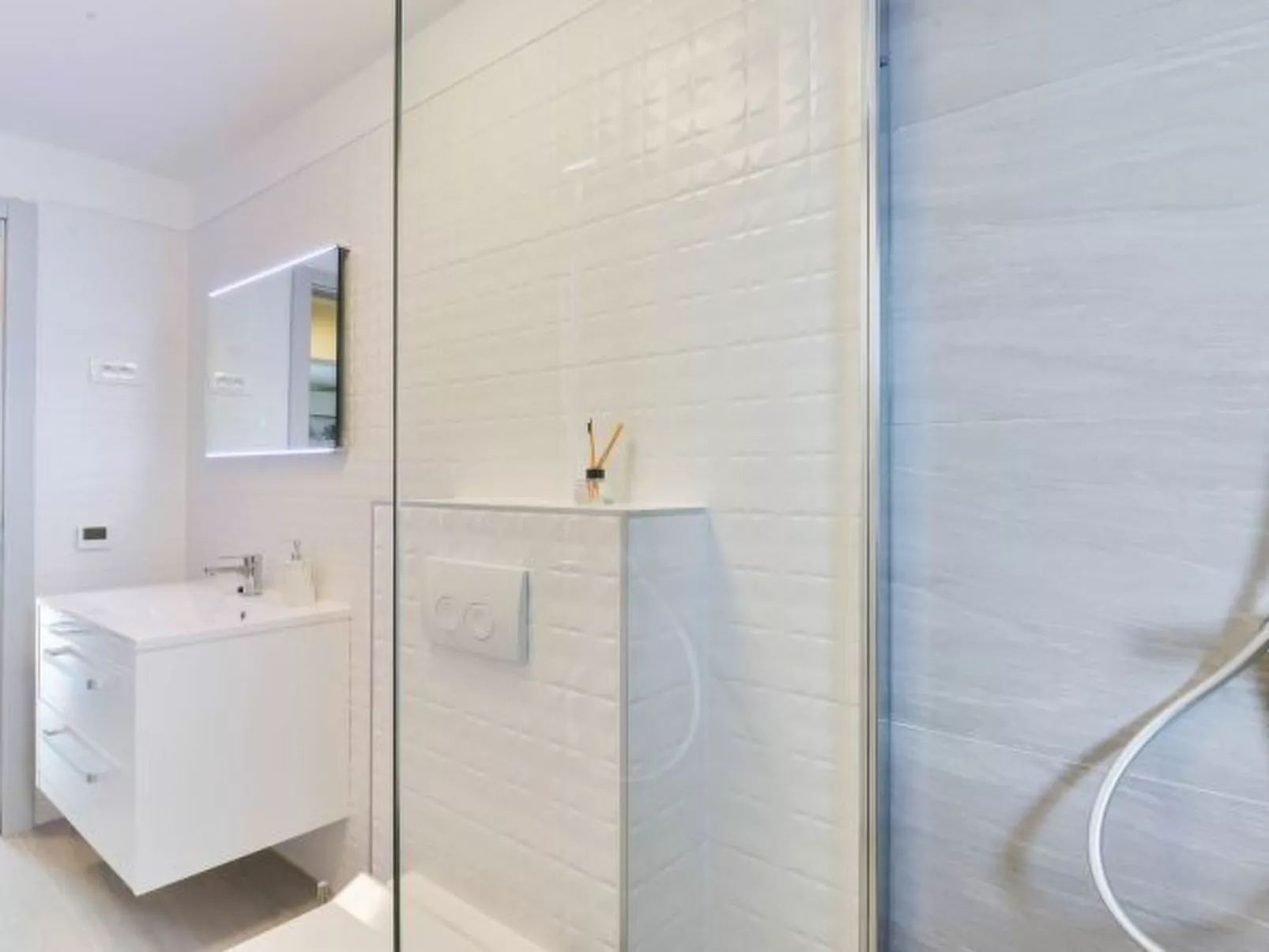 Villa RE with heated pool and spa - Image-tags.info