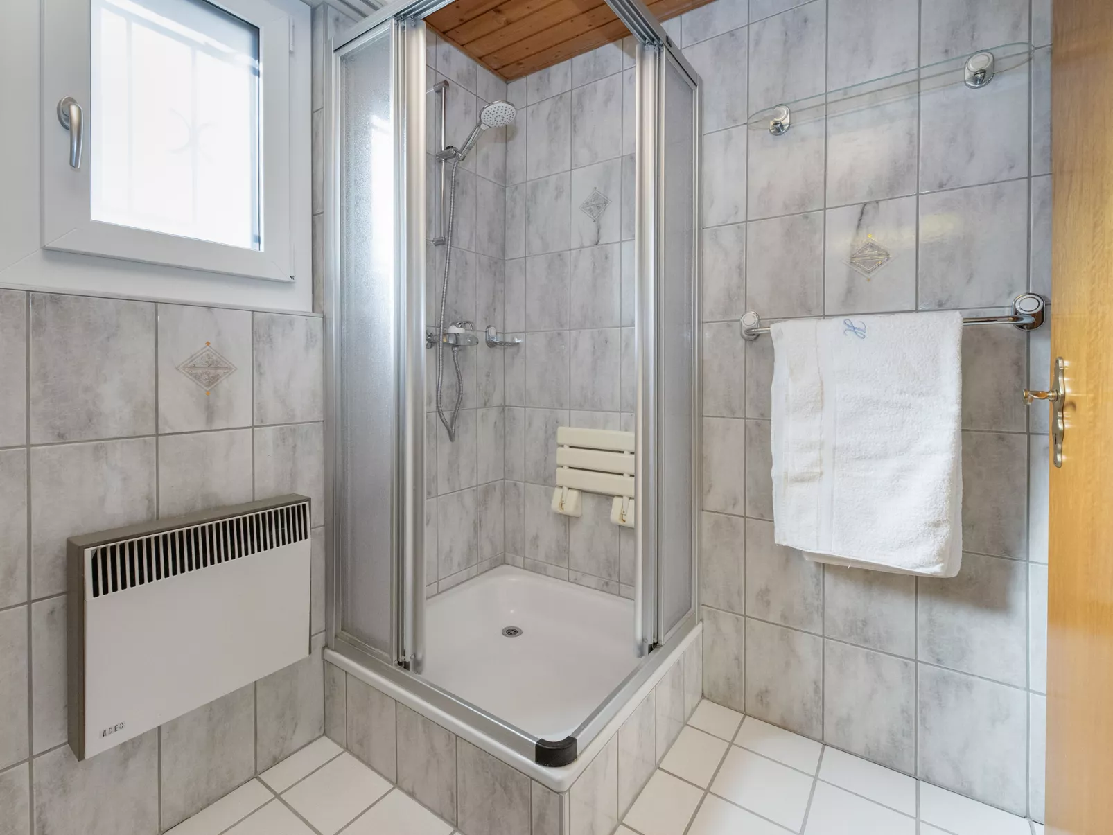 Sous-le-Moulin - Inside