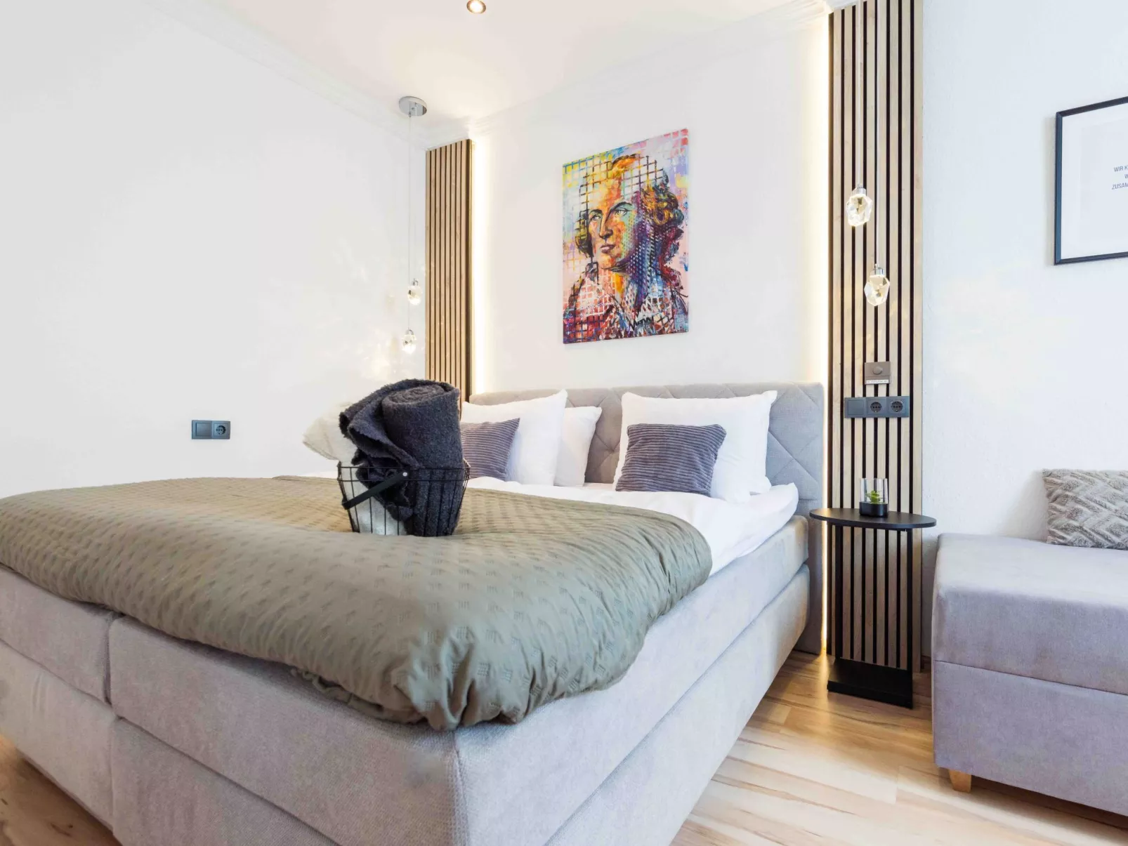 Schiller Apartment im Zentrum von Hof. Küche, Parkplatz, 250MBit Wlan - Inside