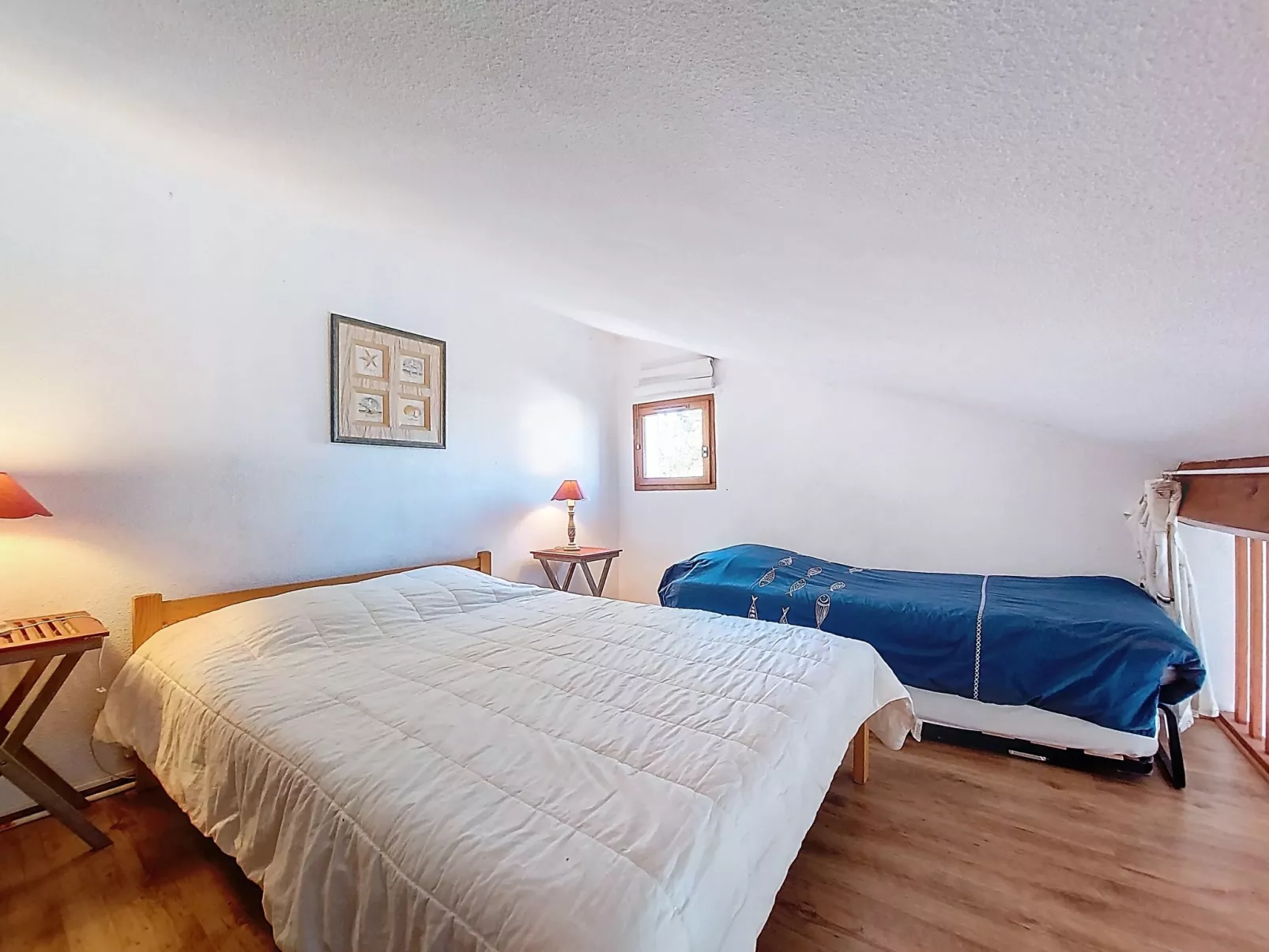 Bois Soleil - Drinnen