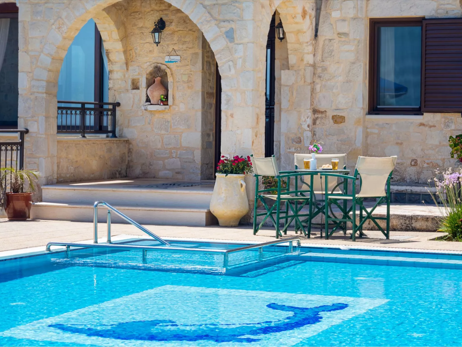 Familienvilla mit privatem Pool und Kinderbereich - Dehors