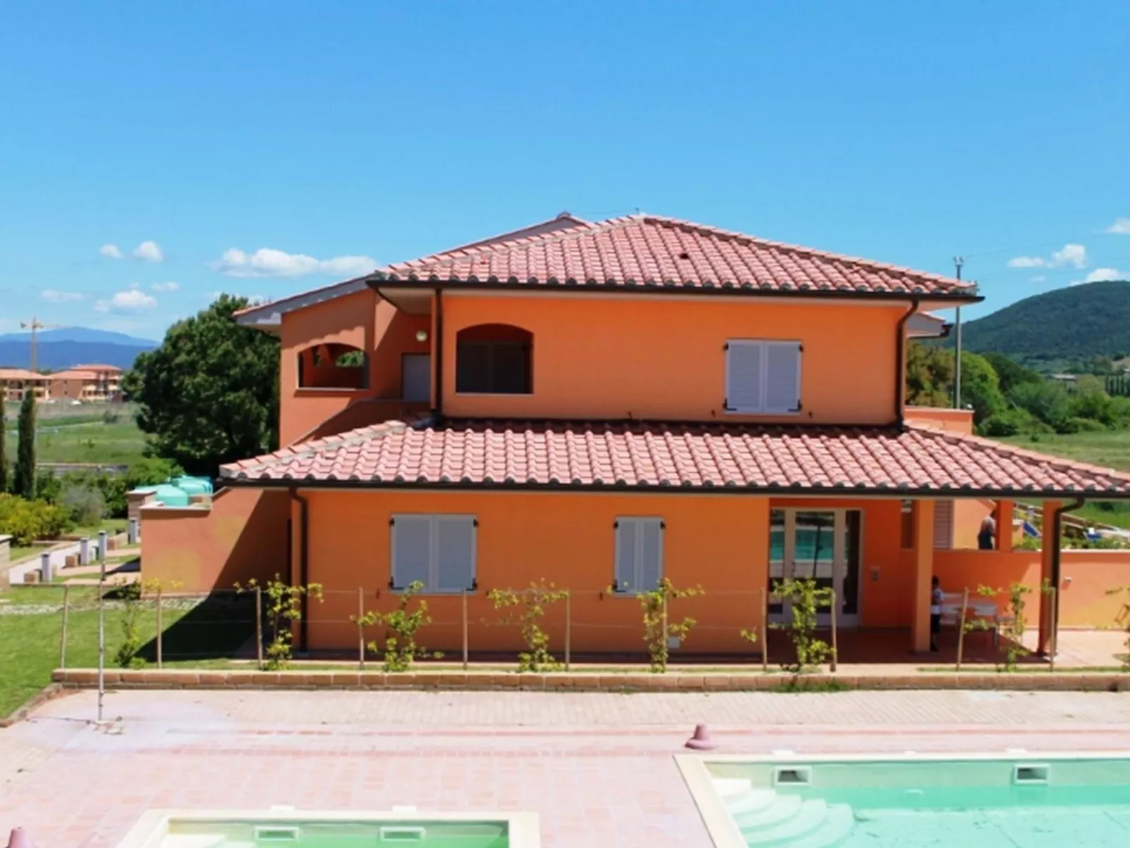 Unterkunft am Strand, Schwimmbad, AC, private Terrasse - Outside