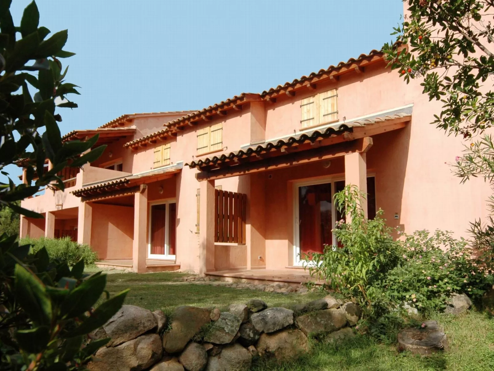 Unterkunft mit Terrasse, Klimaanlage. Schwimmbad - Outside