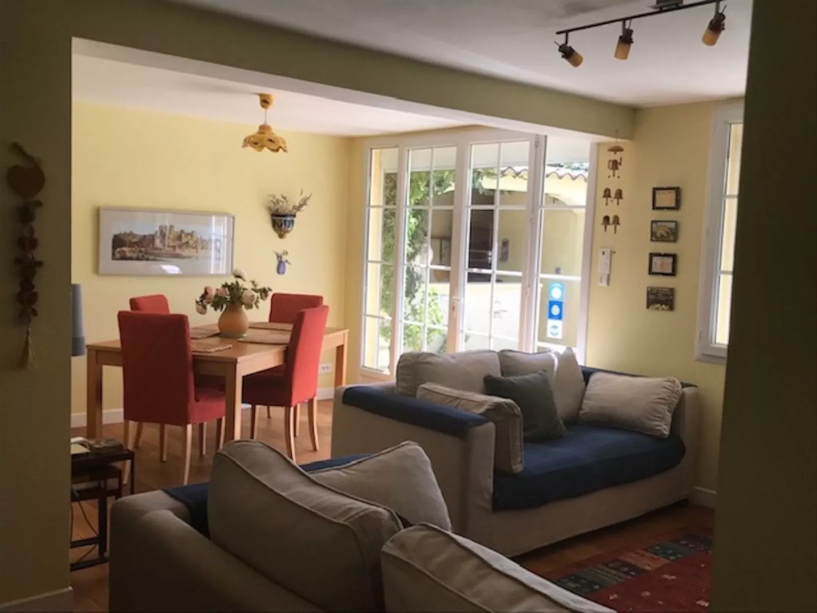 La Soleillade apt mit exklusiver Nutzung des großen Pools - Drinnen