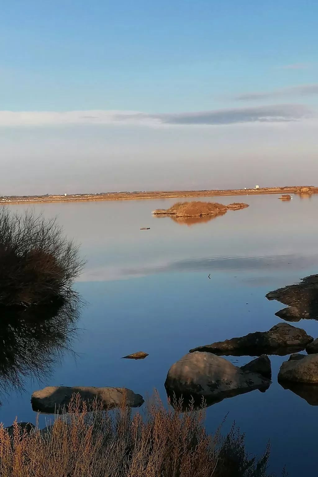 Maison Bleu - Outside