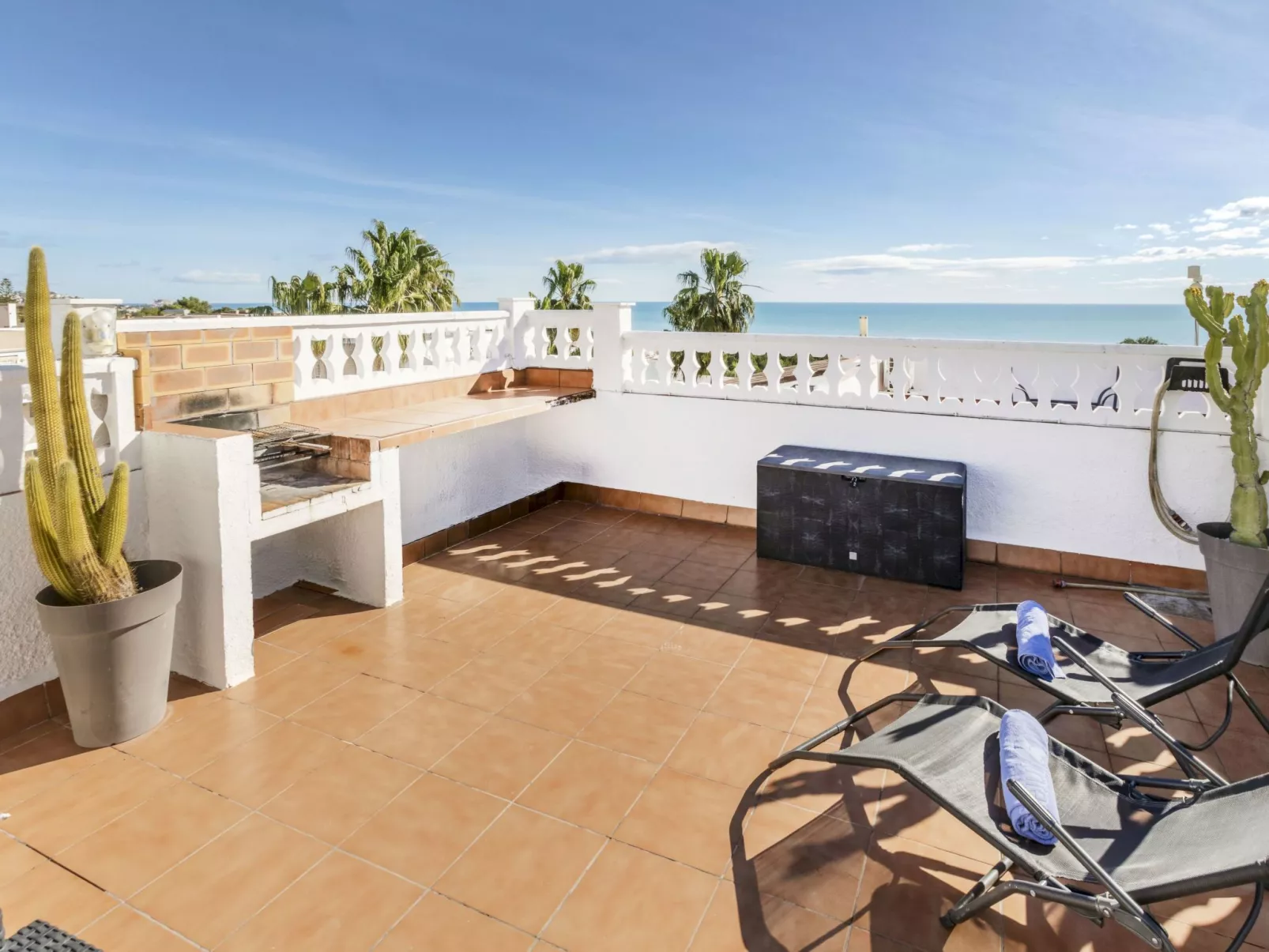 Las Calas - Draußen