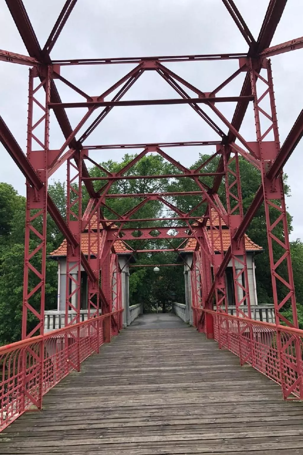 Modernes helles Zimmer im Loft am See - Outside