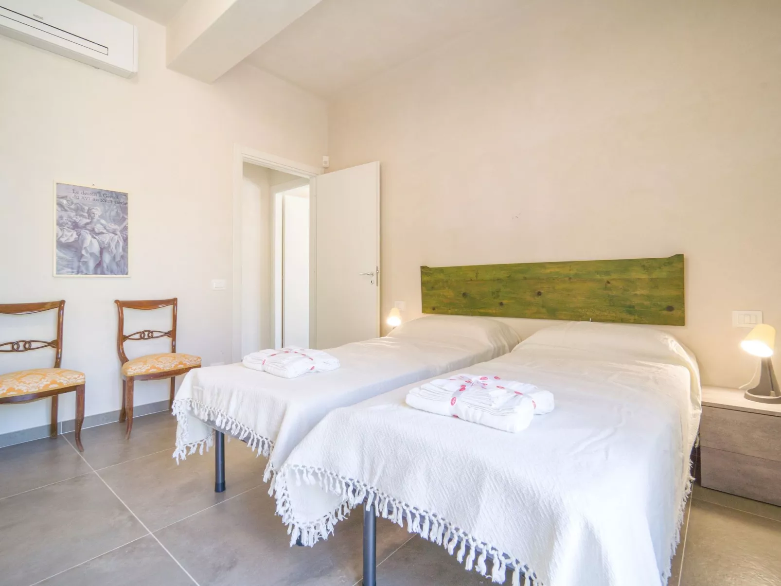 'Mamma Duna' mit Grill - Drinnen