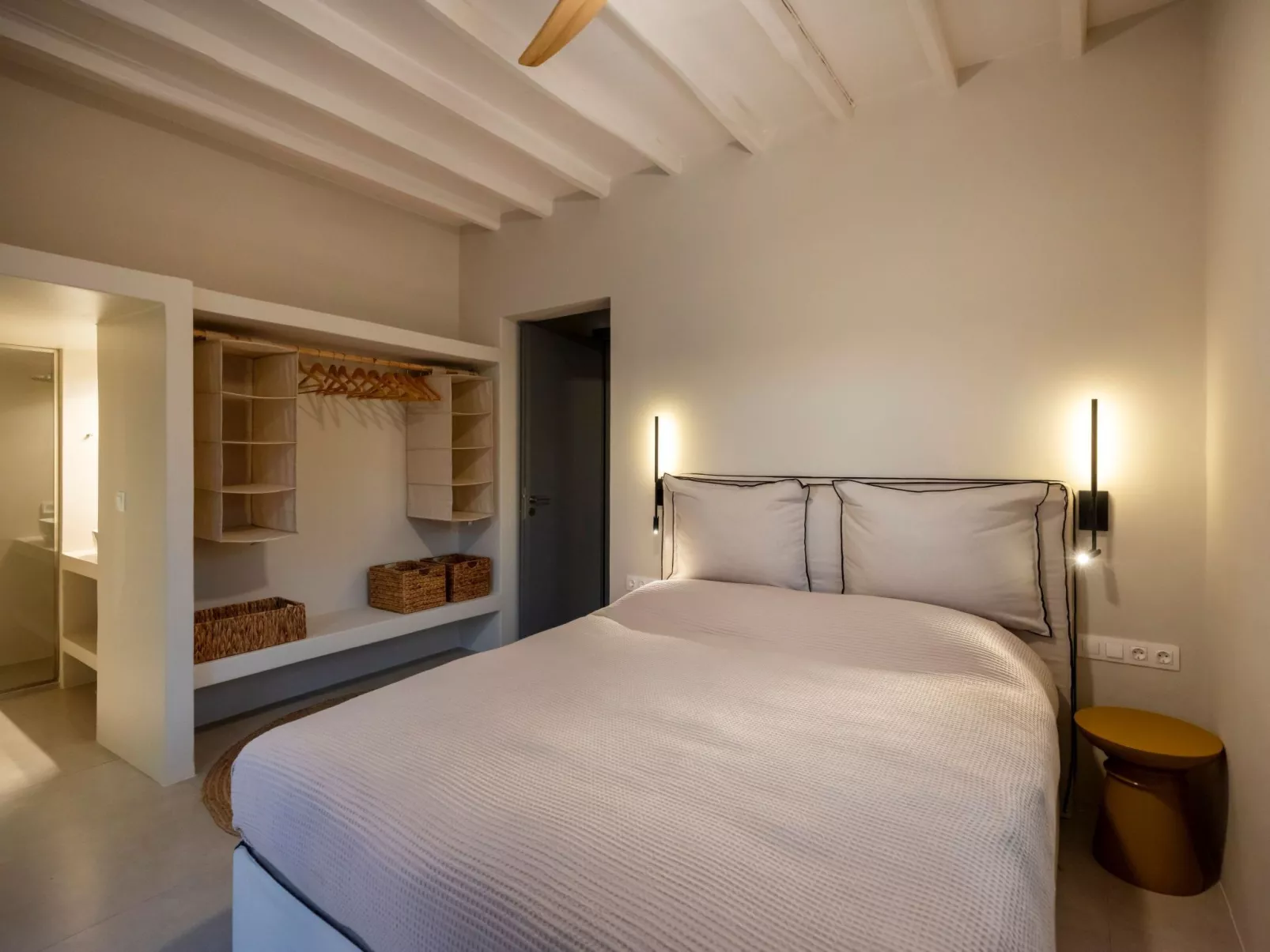 Sunset Gypsy stilvolles modernes Dorfhaus mit Whirlpool - Drinnen