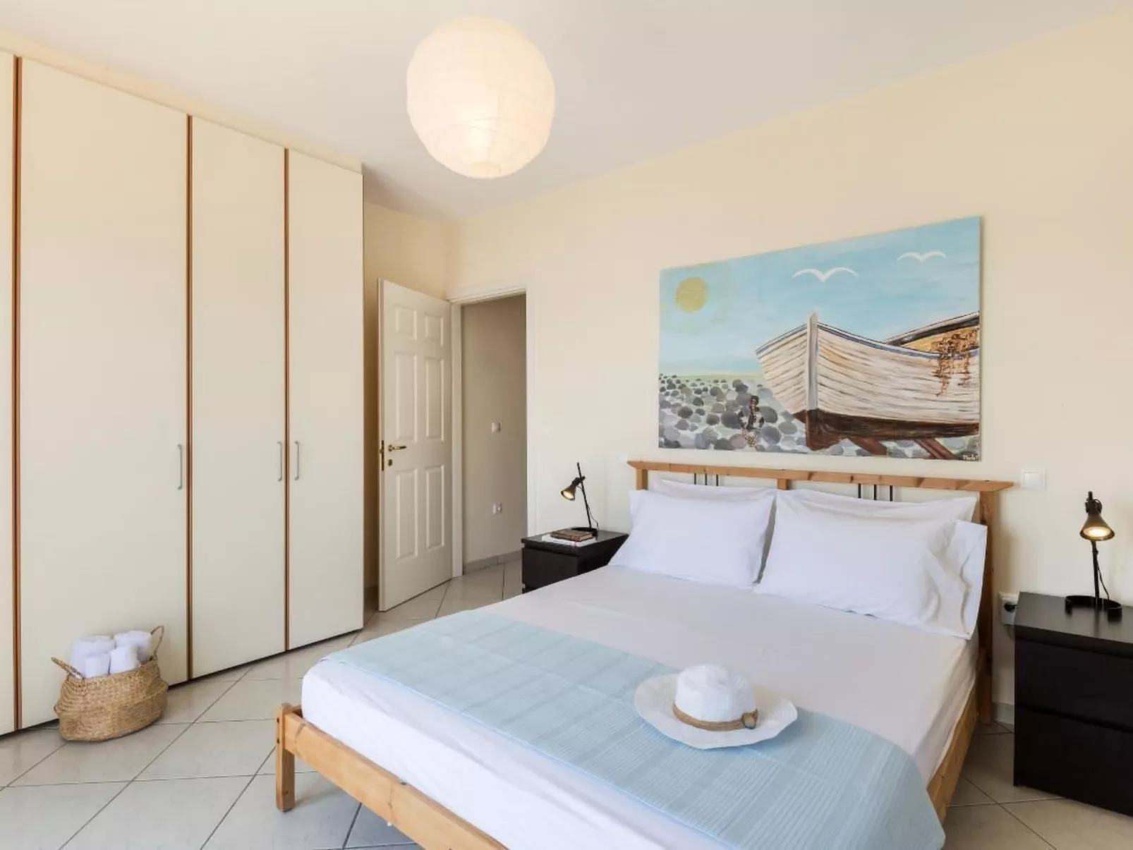 Mahatma Gandhi Villa - Inside