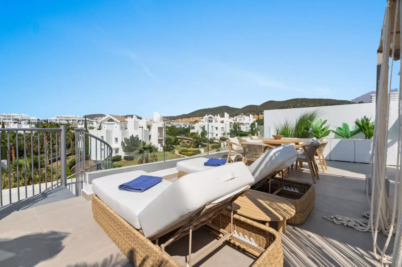 AL4-2025 ESTEPONA - APARTMENT - ALCAZABA LAGOON - Terrasse / balcon