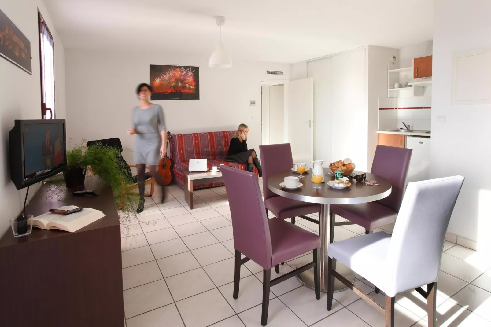 Résidence la Barbacane Carcassonne / T2 / 4 pers - Salle à manger