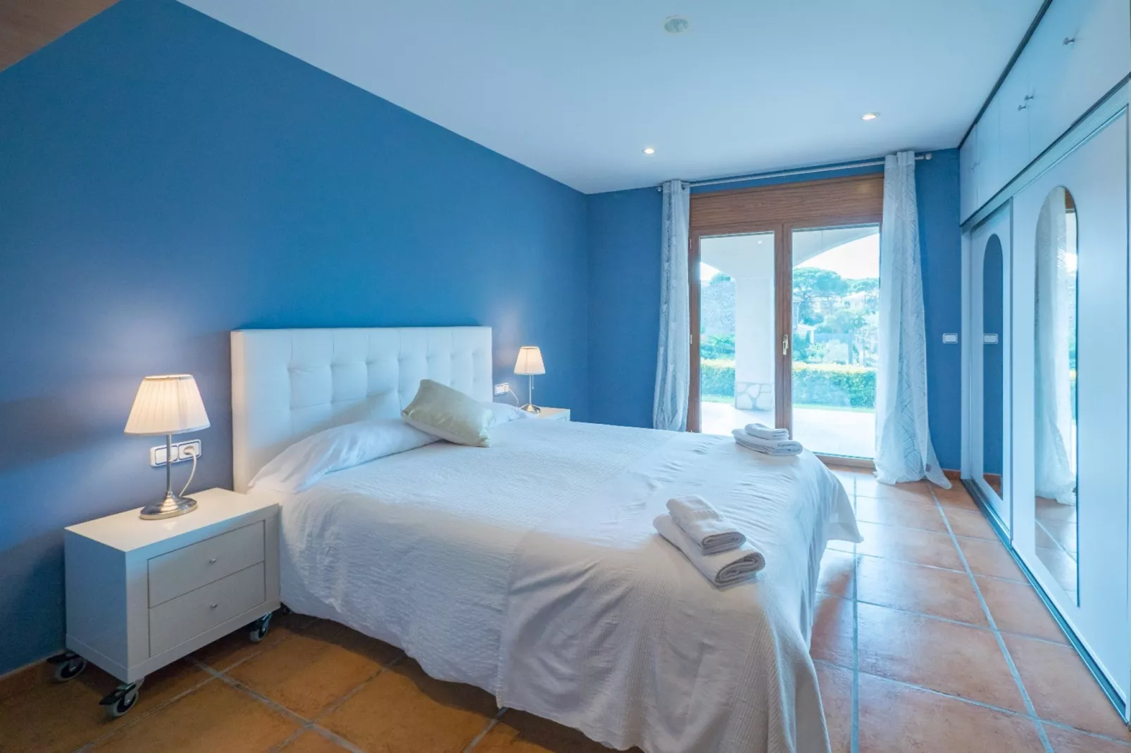Vivalidays Villa Kiros - Bedroom