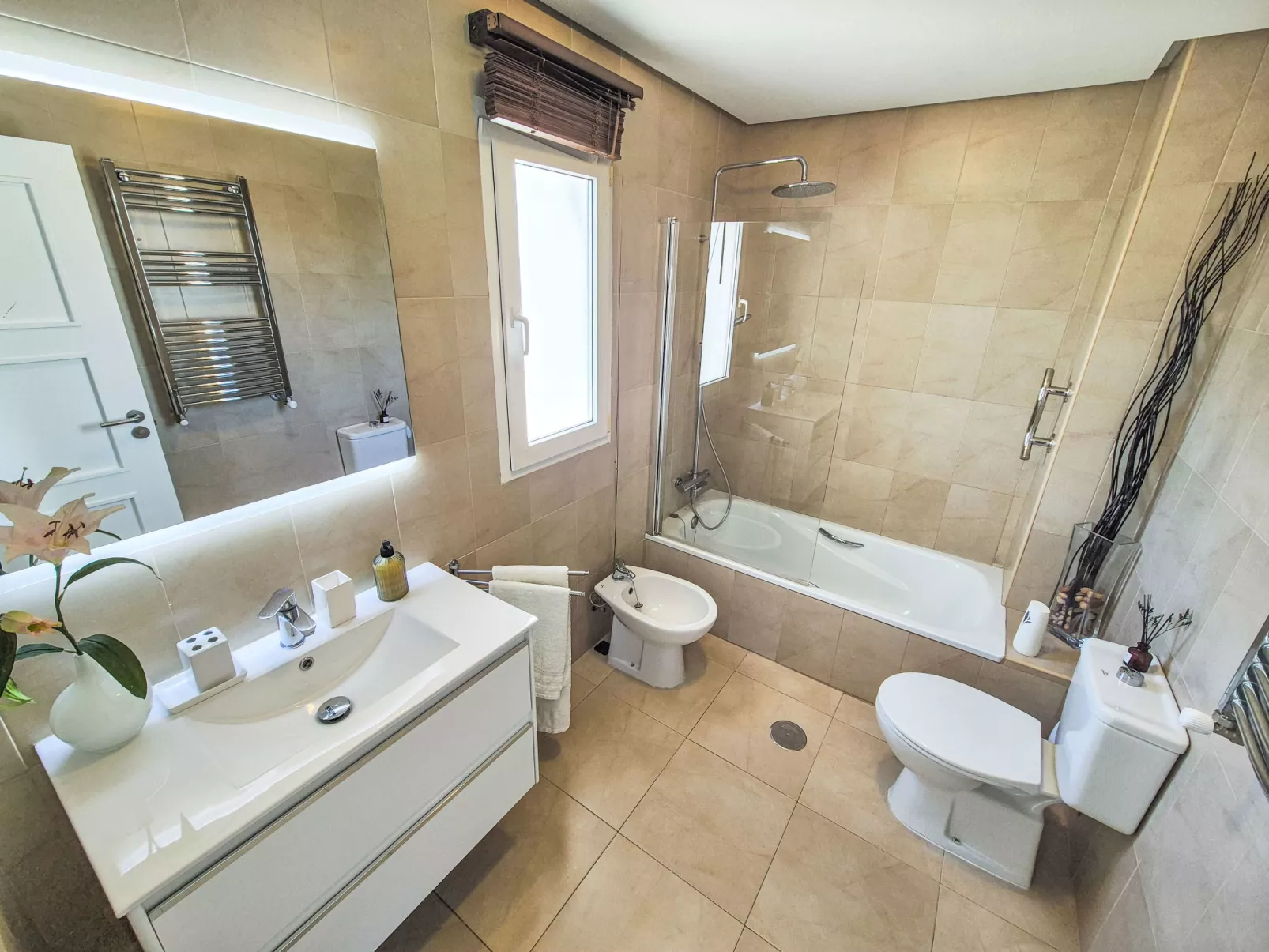 "Casa La Torre" mit Wallbox - Dedans