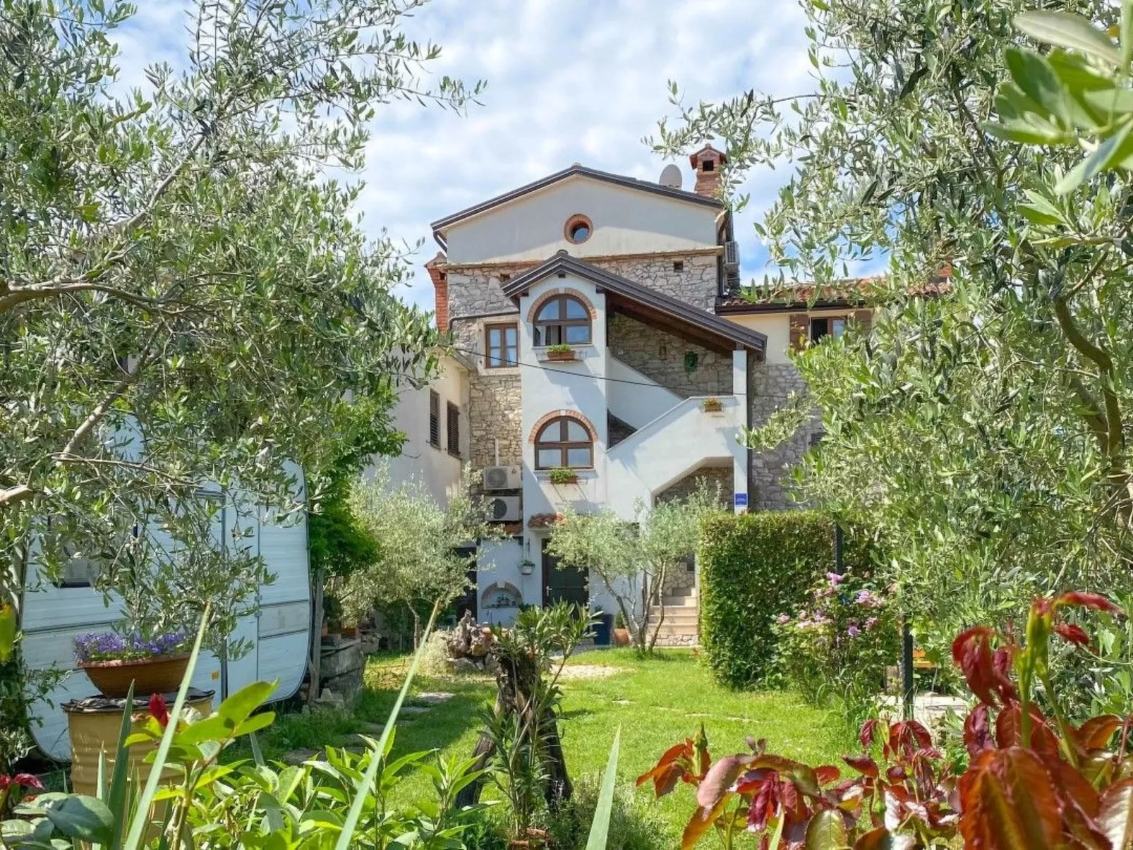 Für 2 Personen ca. 30 m&sup2; in Novigrad, Adriaküste Kroatien (Westküste von I - Dehors