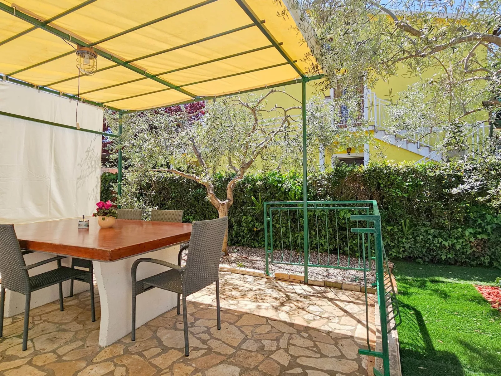 Wohnung "Beco" direkt am Strand - Outside