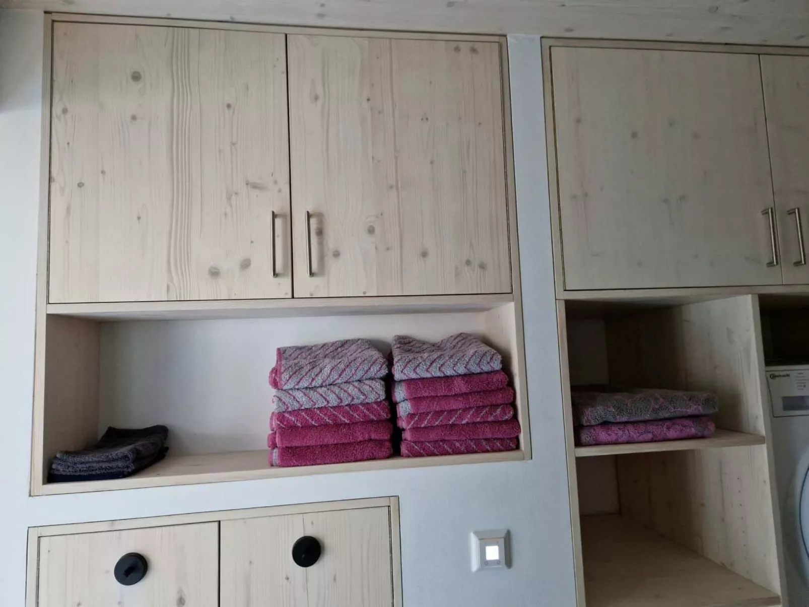 Tinyhaus Adam - Drinnen