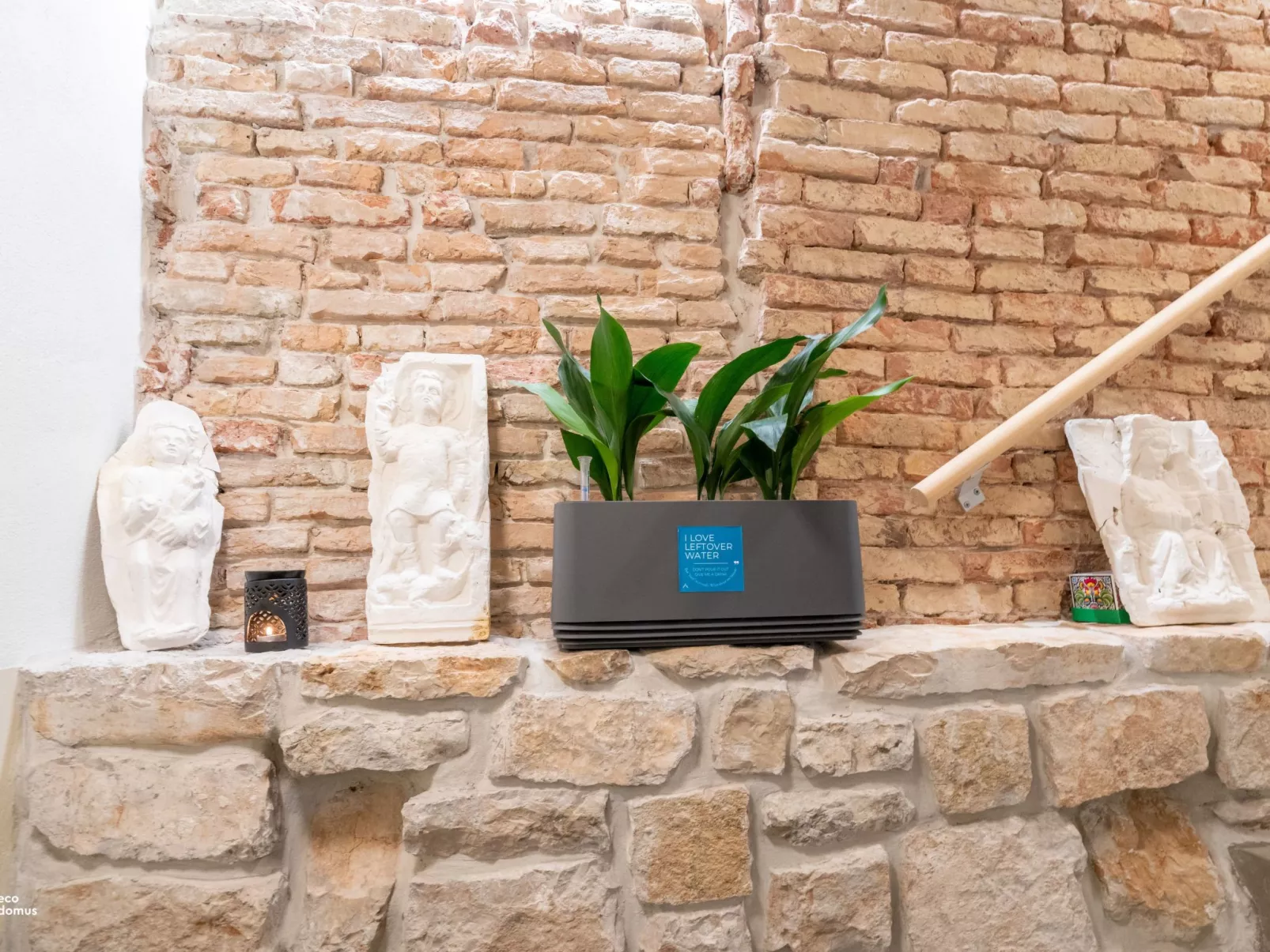 Pietra Pura - Outside