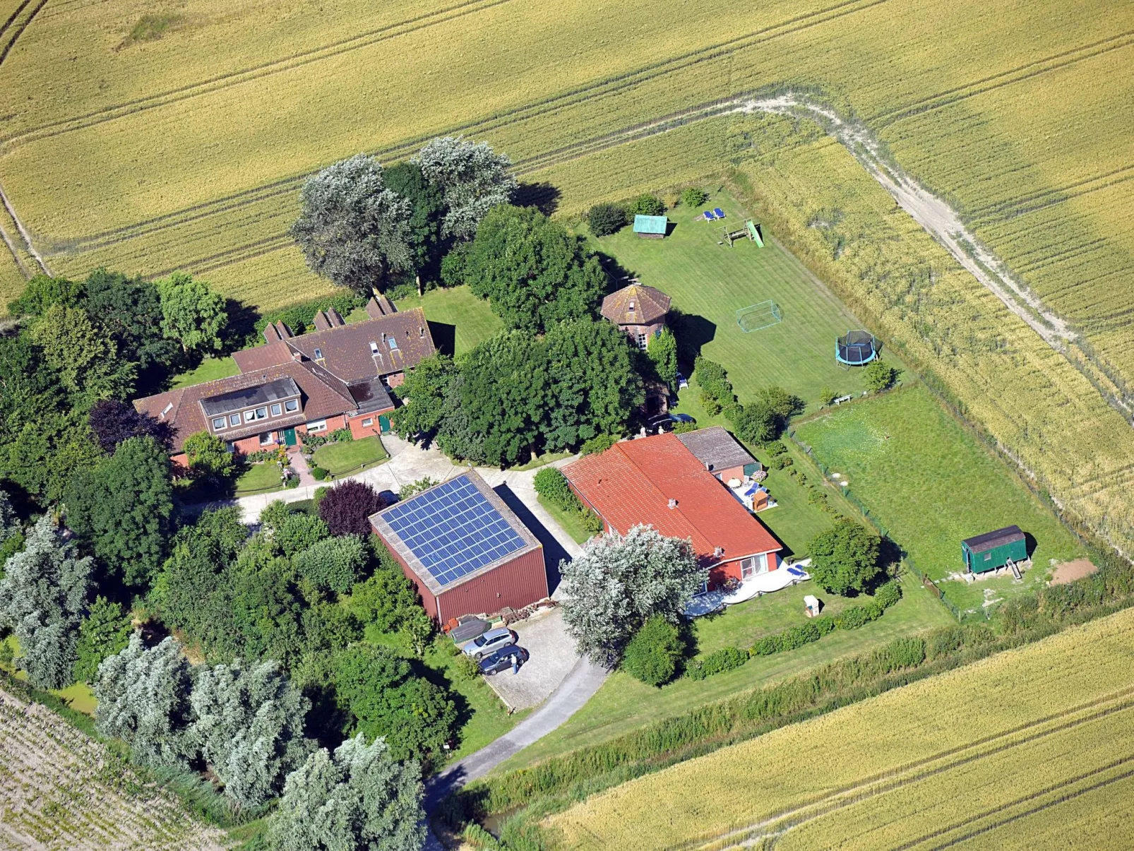 Gästezimmer mit Terrasse - Inside