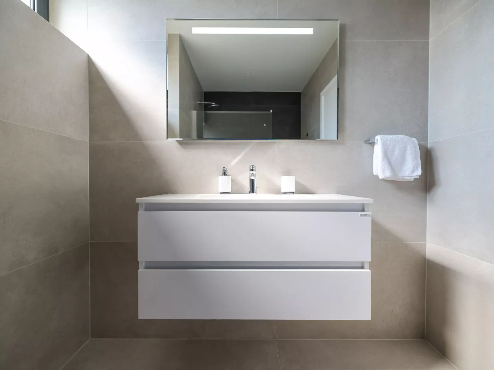 Magic Sky 1 - Inside