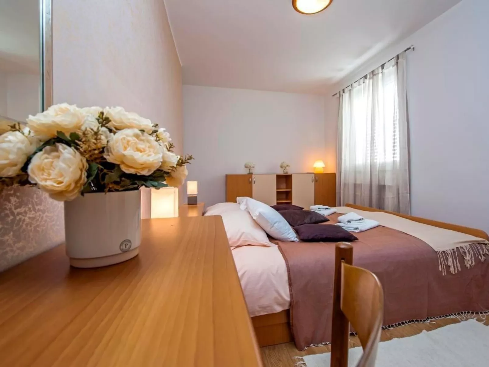 VILLA ENI mit Pool - Image-tags.info