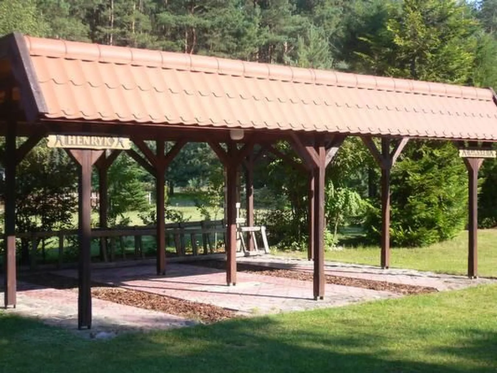 Hubert Haus - Outside