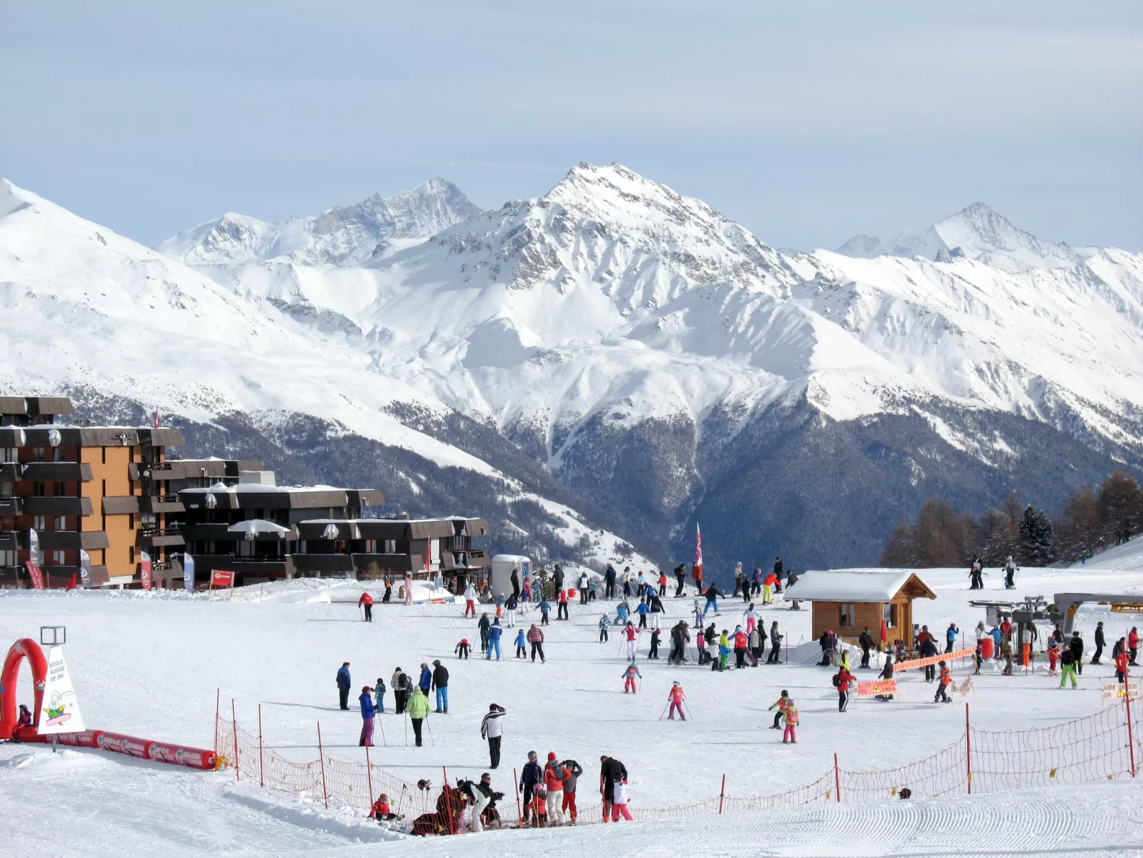 Combire 302 - Outside