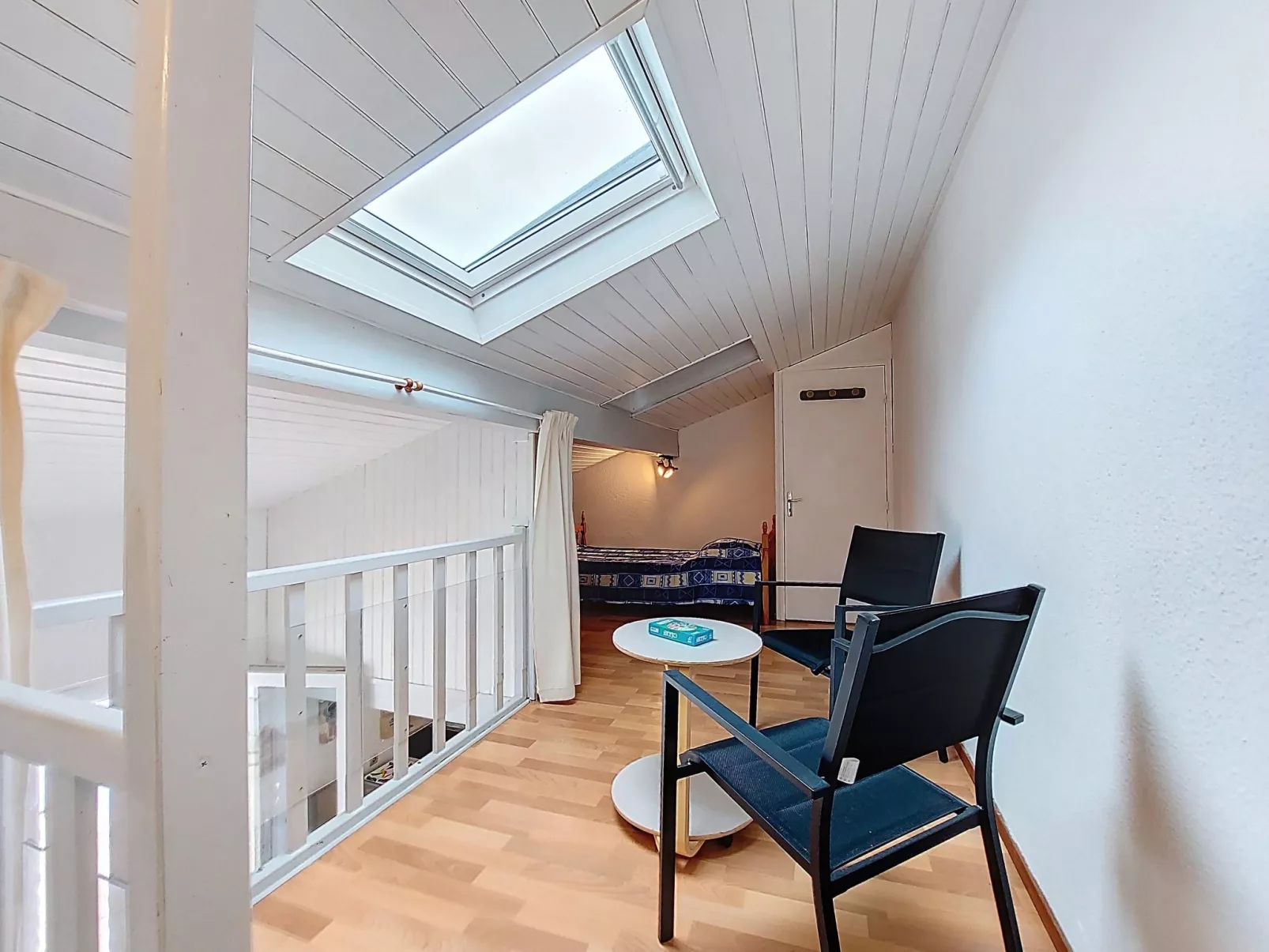 Les Palmyriennes - Drinnen