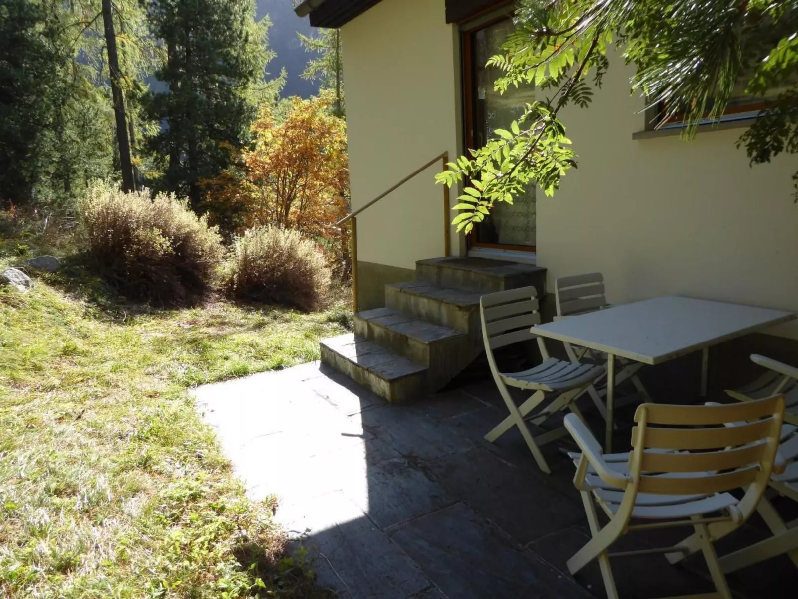 Spuondigna - Outside