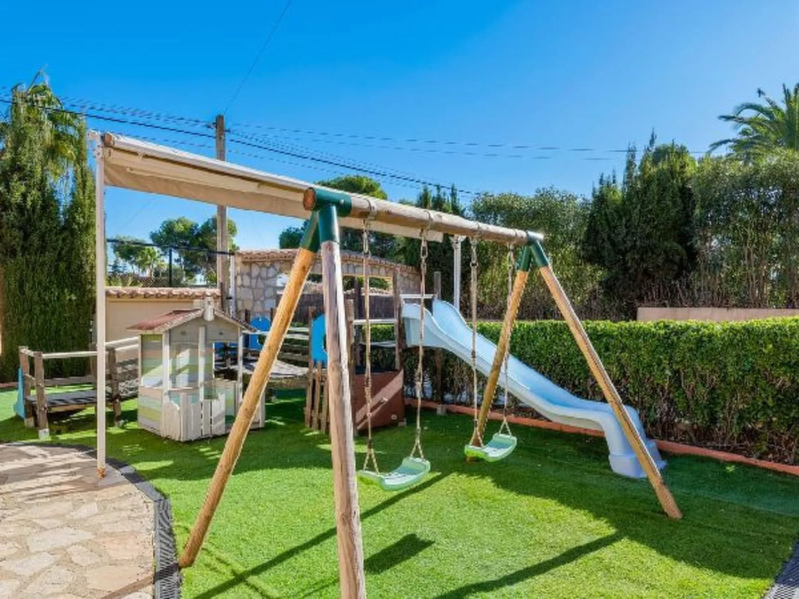 Villa Navacerrada - PlusHolidays - Image-tags.info