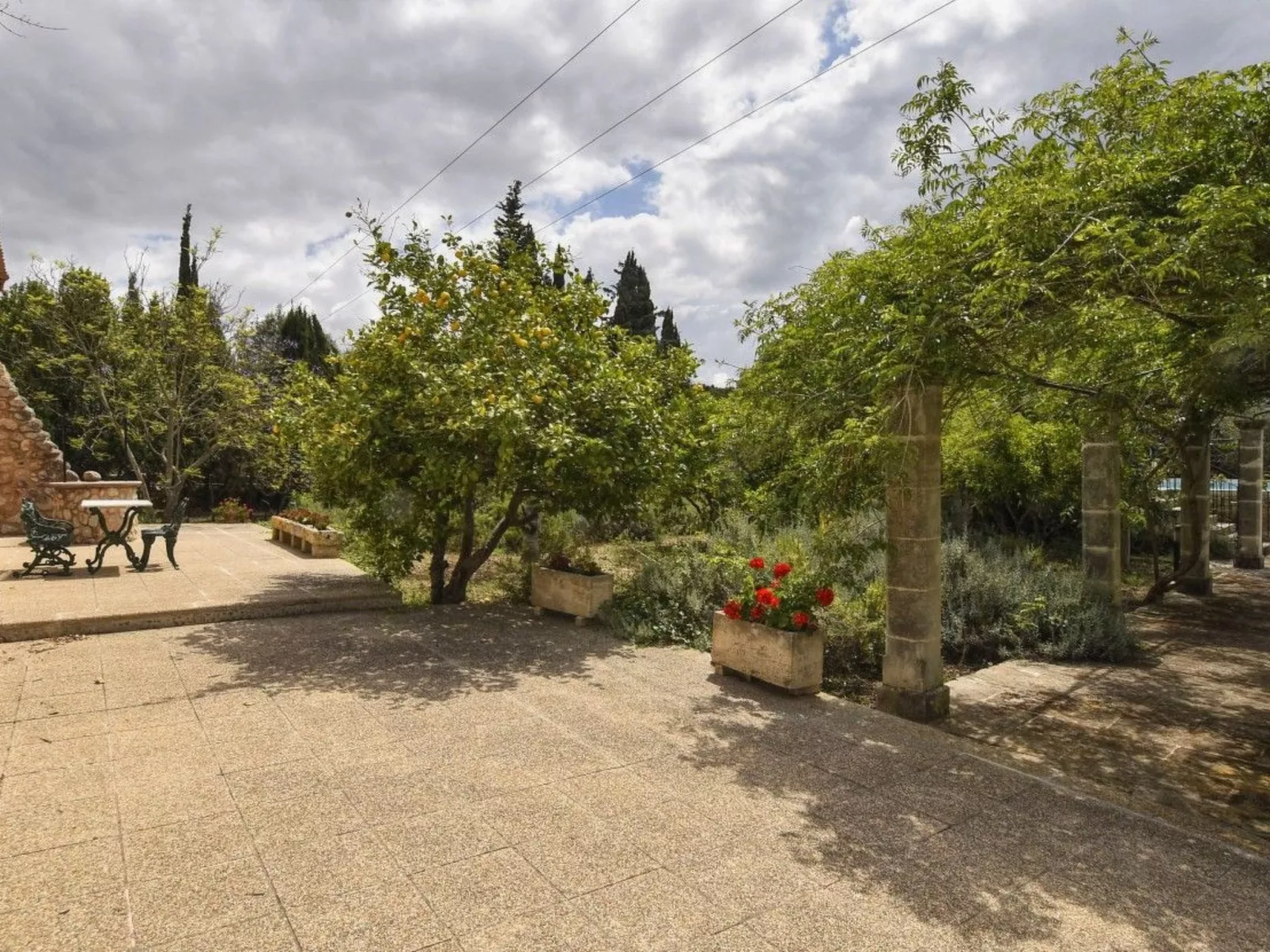 Ferienvilla mit privatem Pool - Draußen