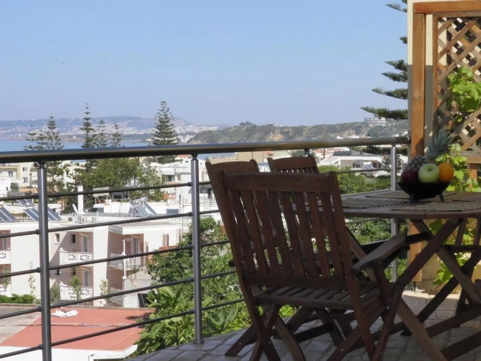 Sehr geräumiges Apartment mit eigenem Pool und Whirlpool - Draußen