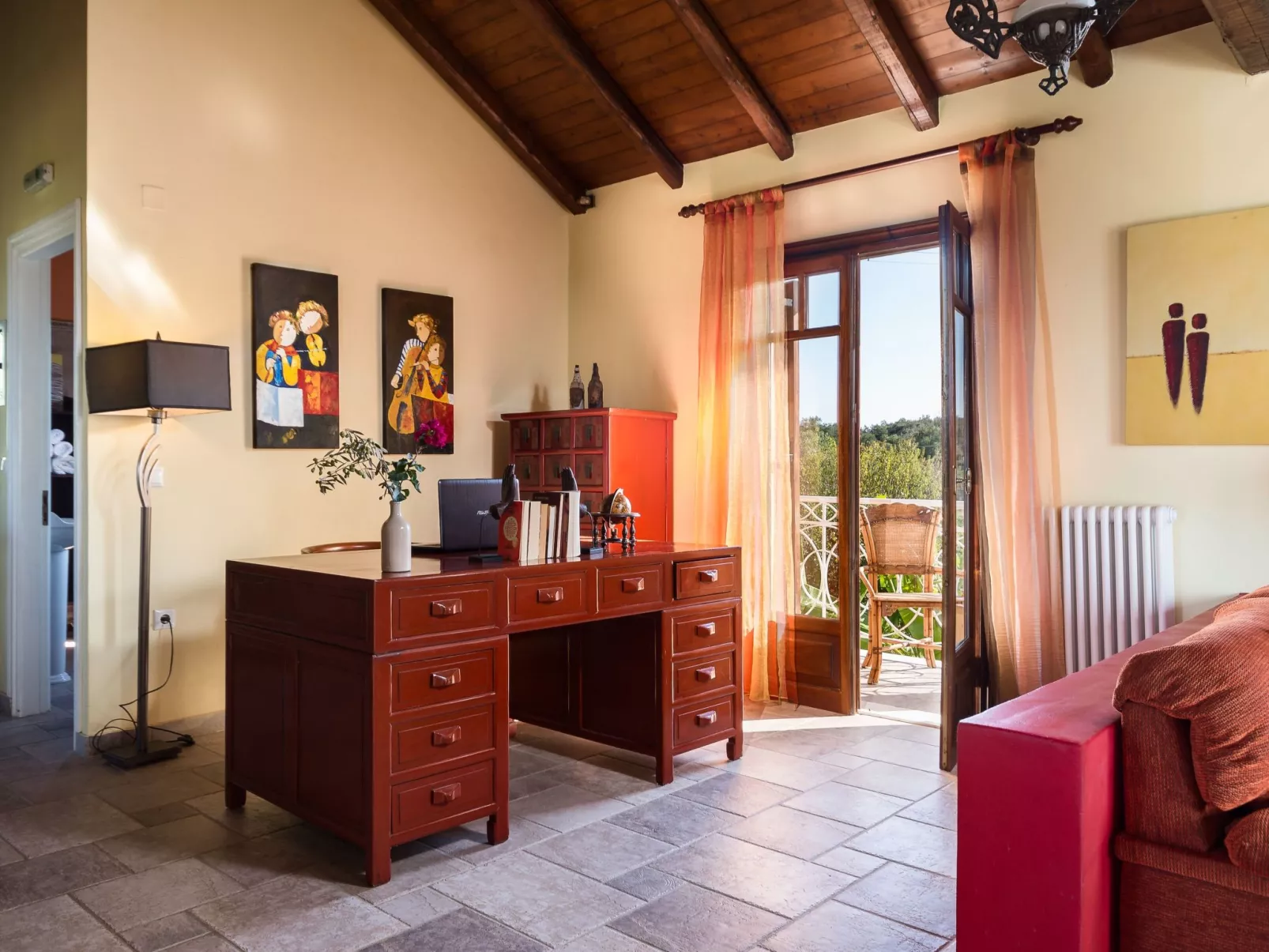 Idyllisch gelegene und luxuriöse Villa mit Veranda und Pavillon - Image-tags.info