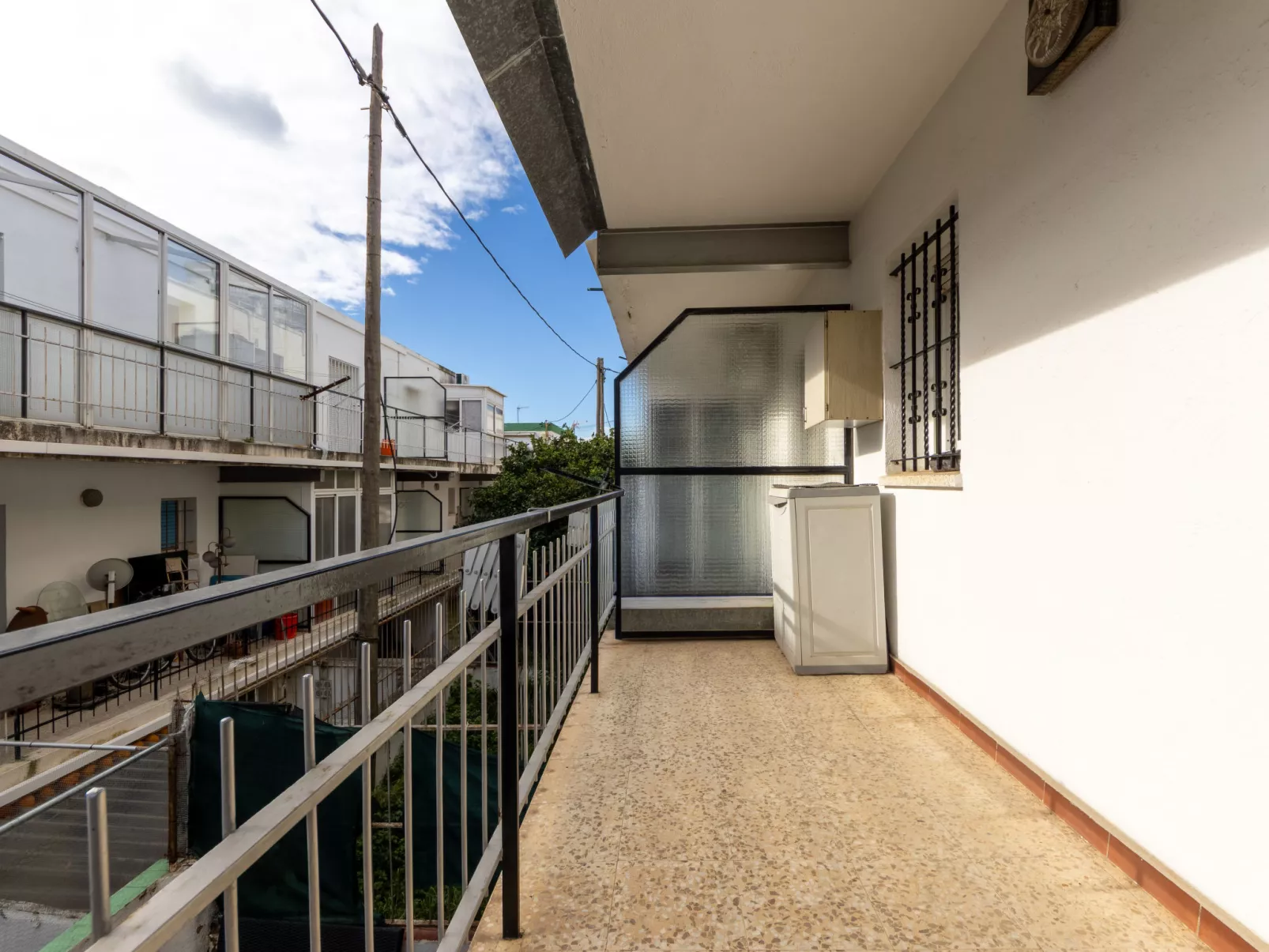 Tomas de Victoria - Dehors