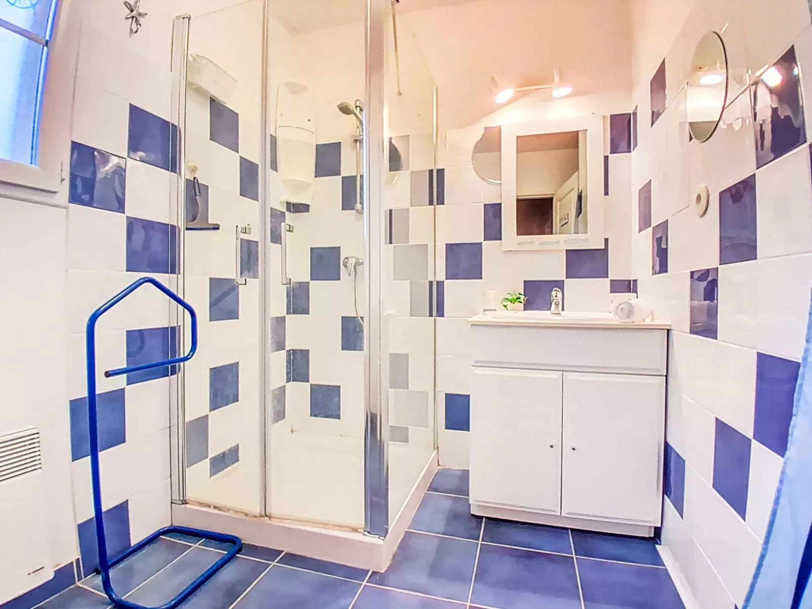 Le marché - Drinnen