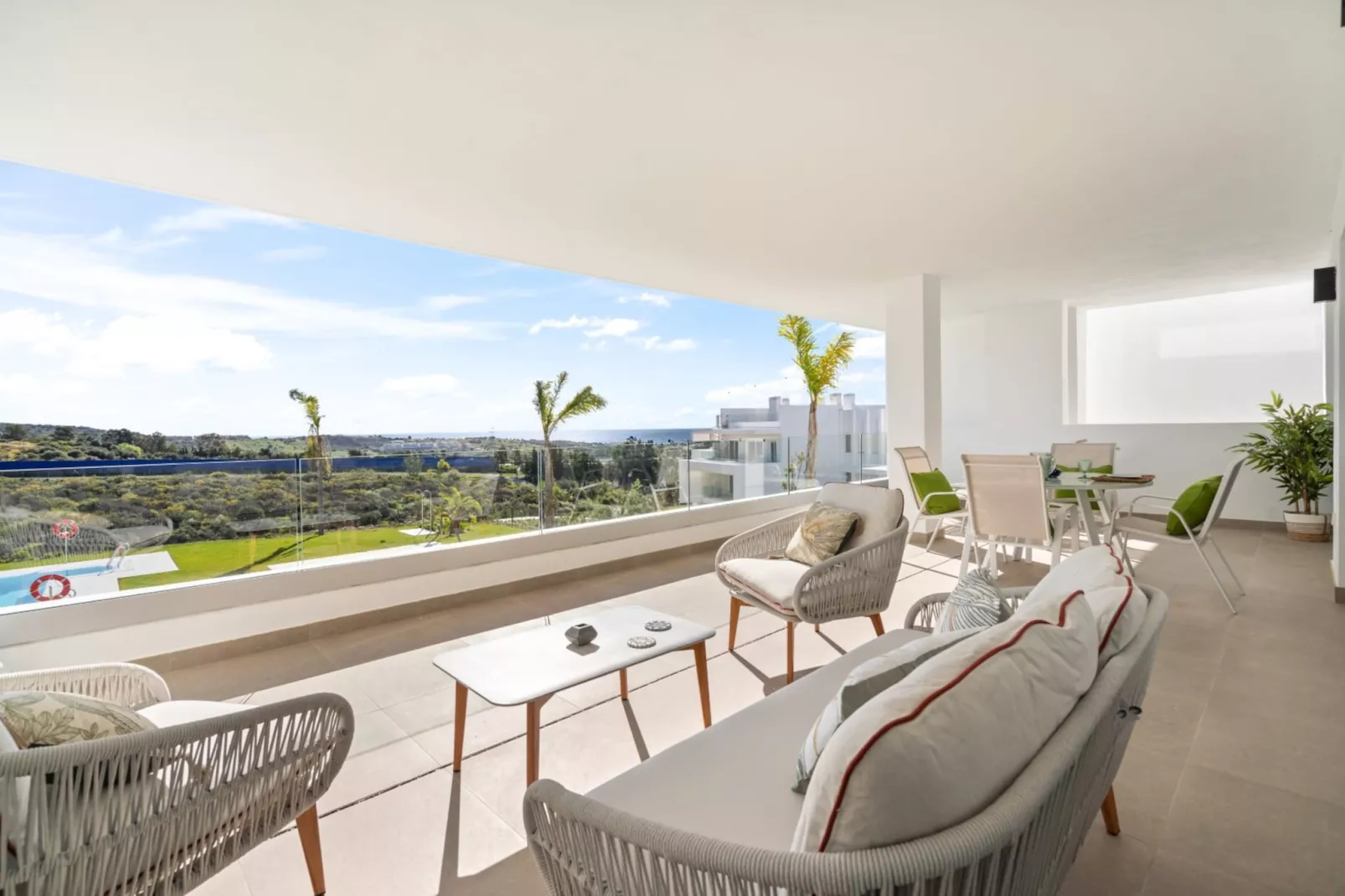Stylish 2-bed Apartment ALCAZABA LAGOON (2011) - Terrasse / balcon