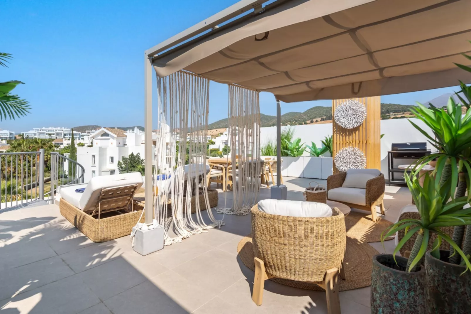 AL4-2025 ESTEPONA - APARTMENT - ALCAZABA LAGOON - Terrasse / balcon