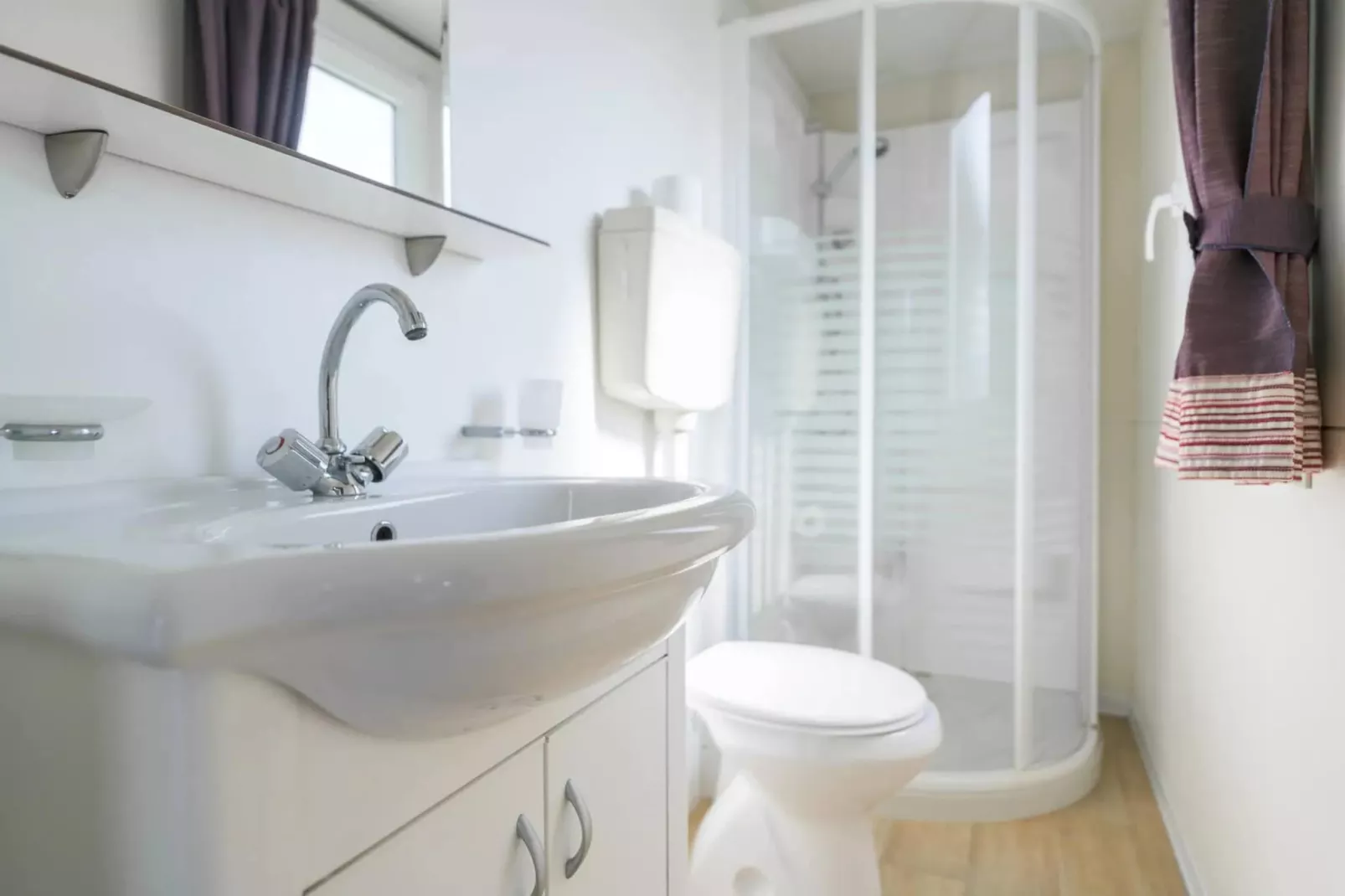 Camping Fontanelle  - Mobile Home Standard Plus - Badezimmer