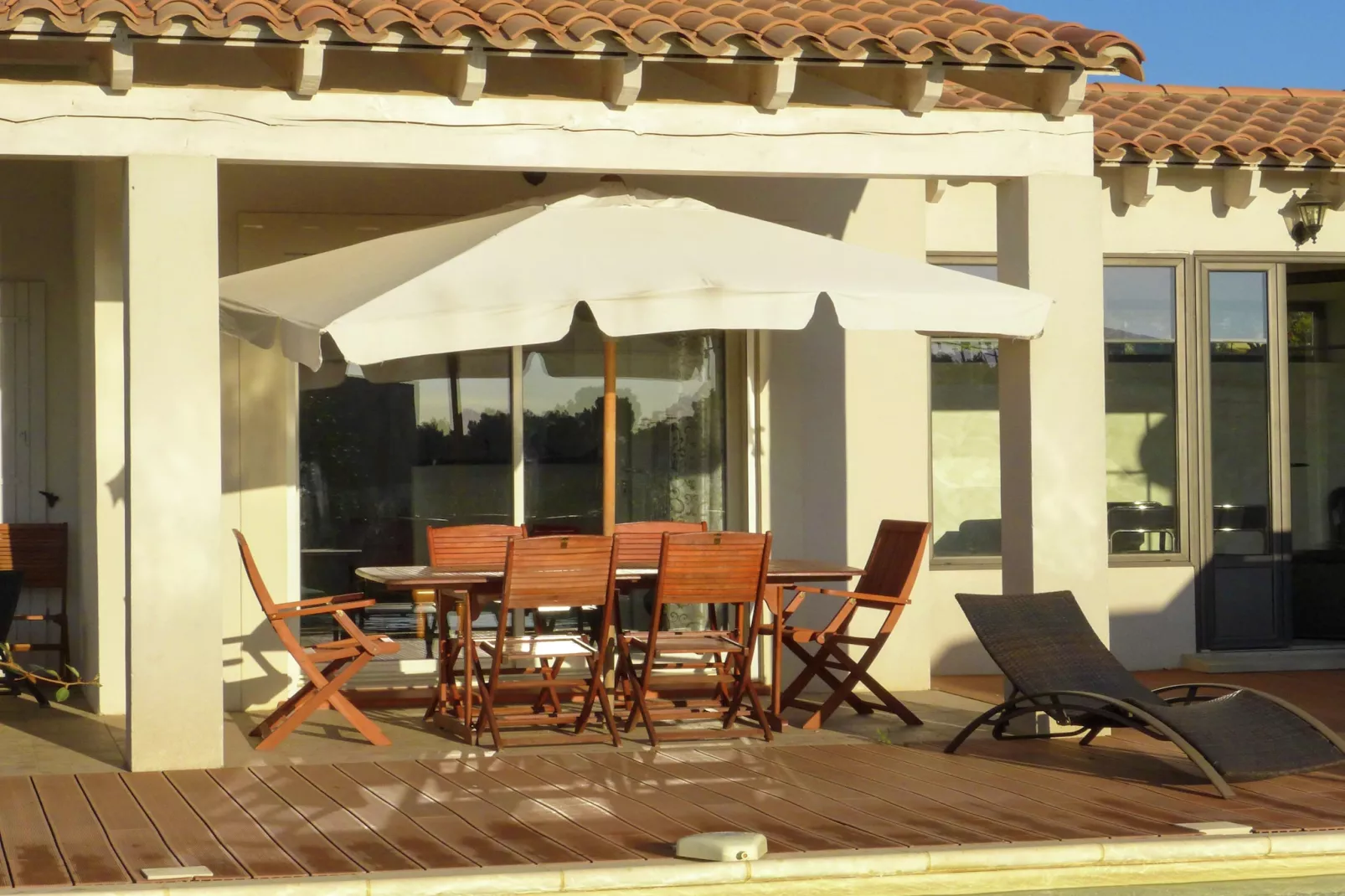 Belle villa avec piscine privée - NARBONNE - Terrasse/Balkon