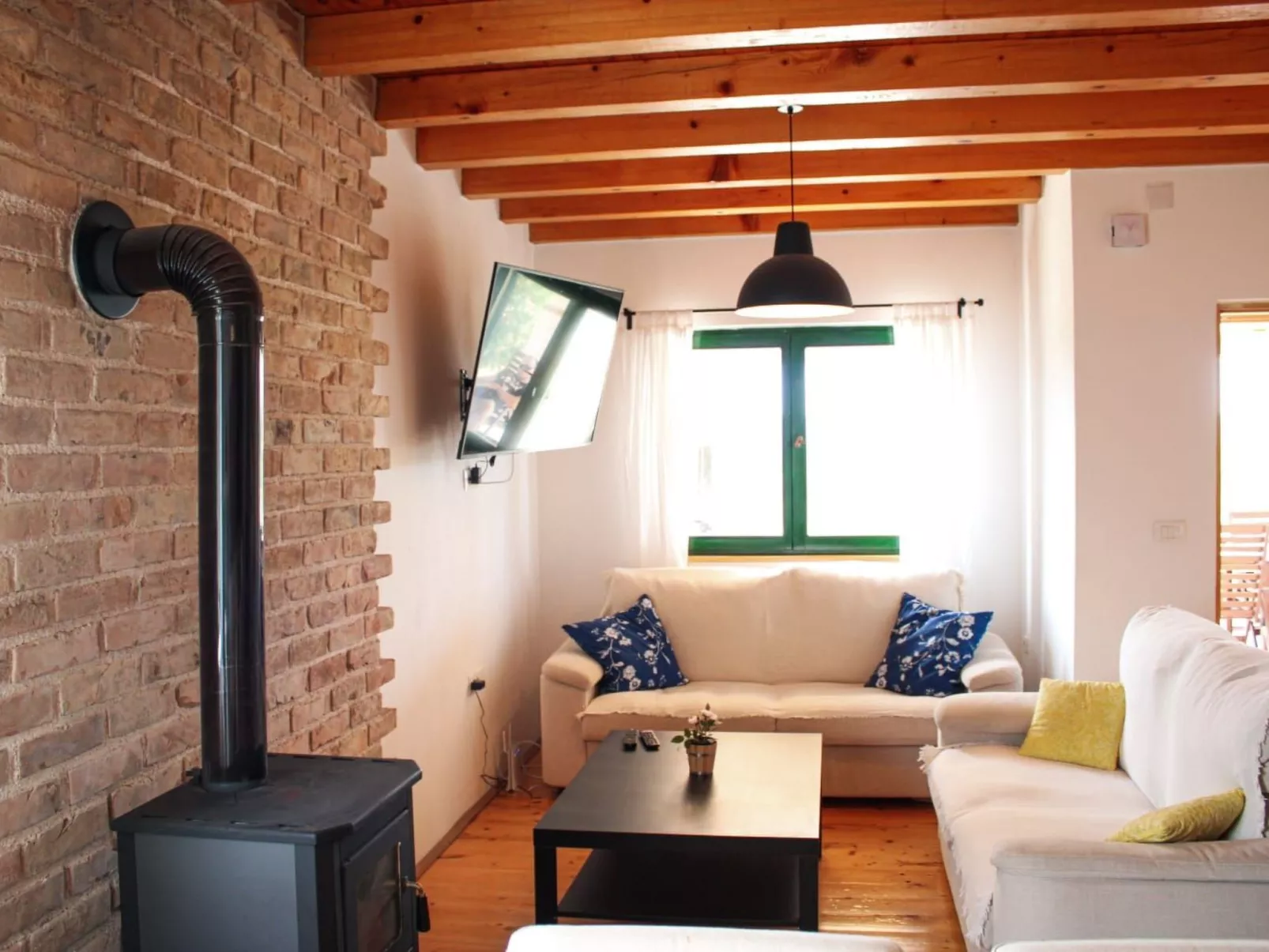 Anwesen "Steinperle mit beheiztem Schwimmbad" - Image-tags.info