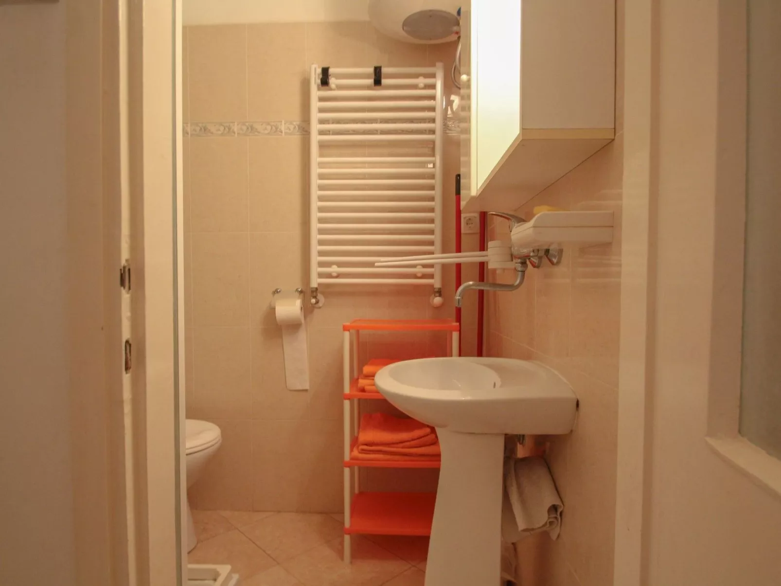 Erdgeschoss-Ferienwohnung Martinis 2 - Drinnen