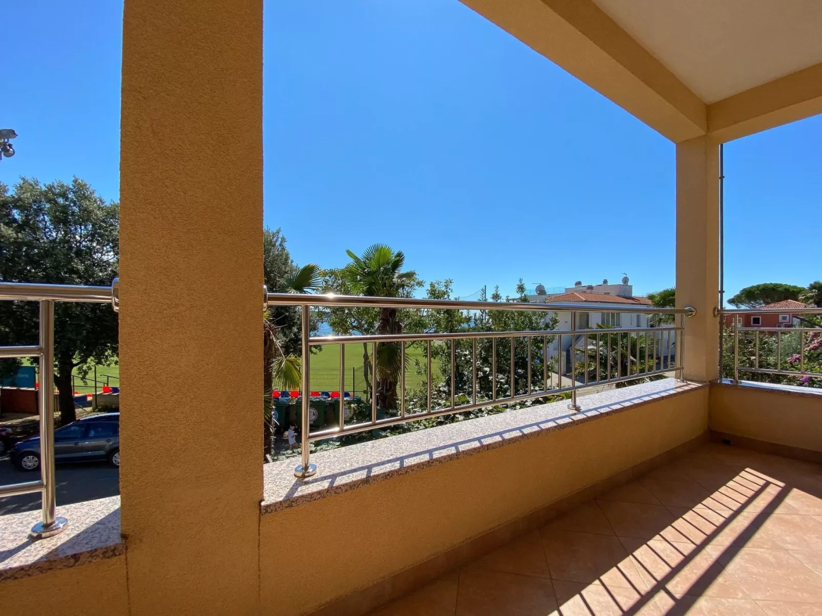 Wohnung "Vita" mit Blick auf das Wasser - Draußen