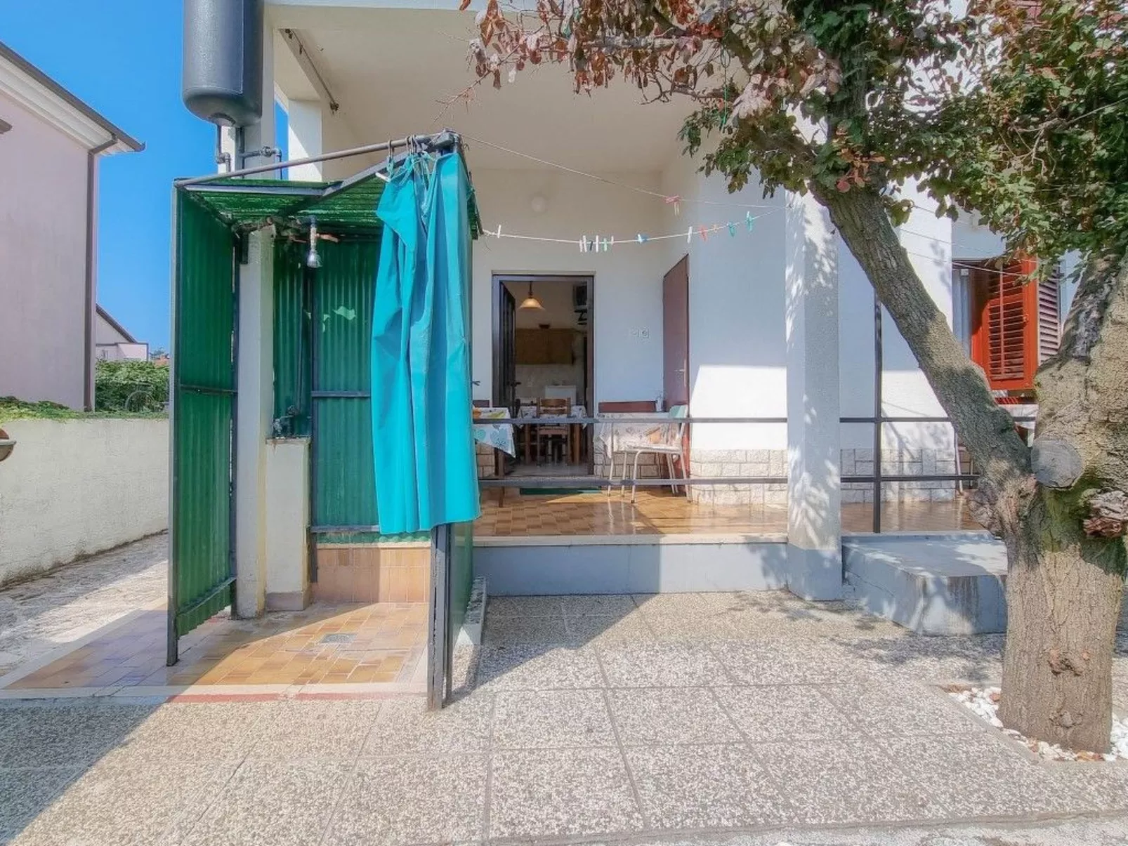 Für 5 Personen ca. 70 m&sup2; in Novigrad, Adriaküste Kroatien (Westküste von I - Dehors