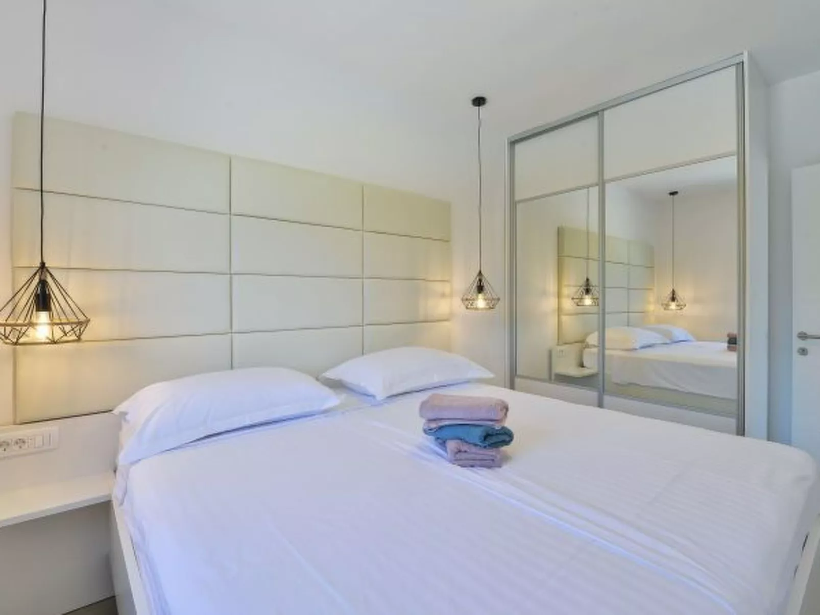 Villa Div with heated pool Apartment No.2 - Image-tags.info