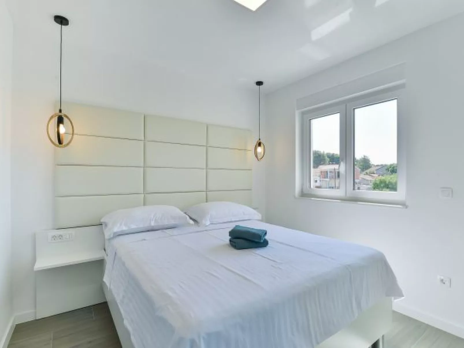 Villa Div with heated pool, Penthouse Apt. No.3