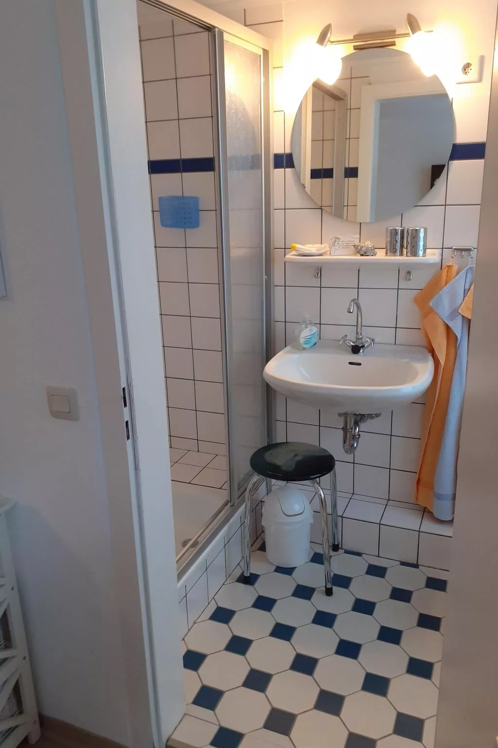 Gästezimmer mit Terrasse - Inside