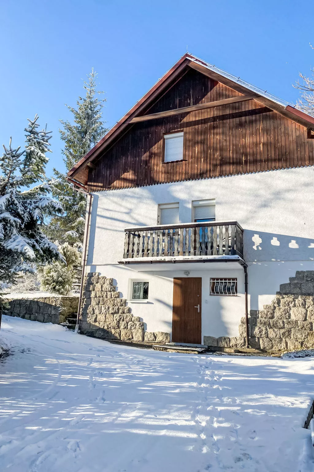 Holiday home in the Giant Mountains - Outside