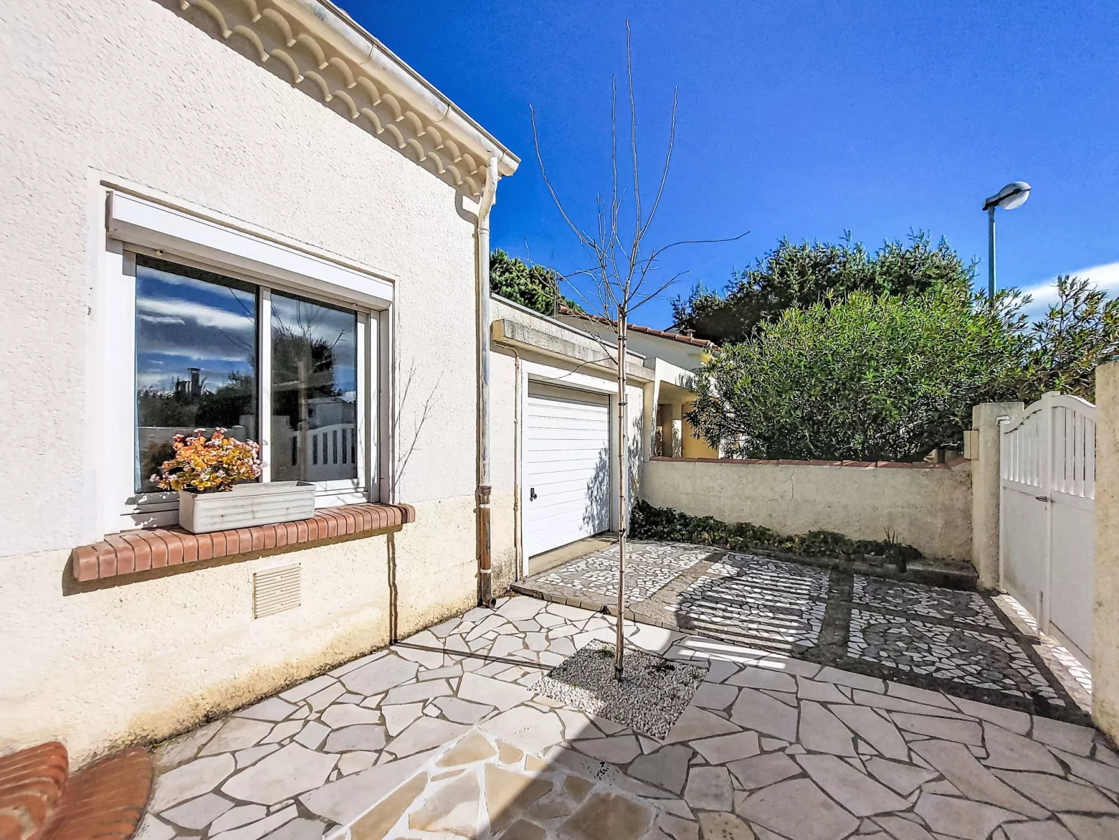 Maison Millet - Draußen