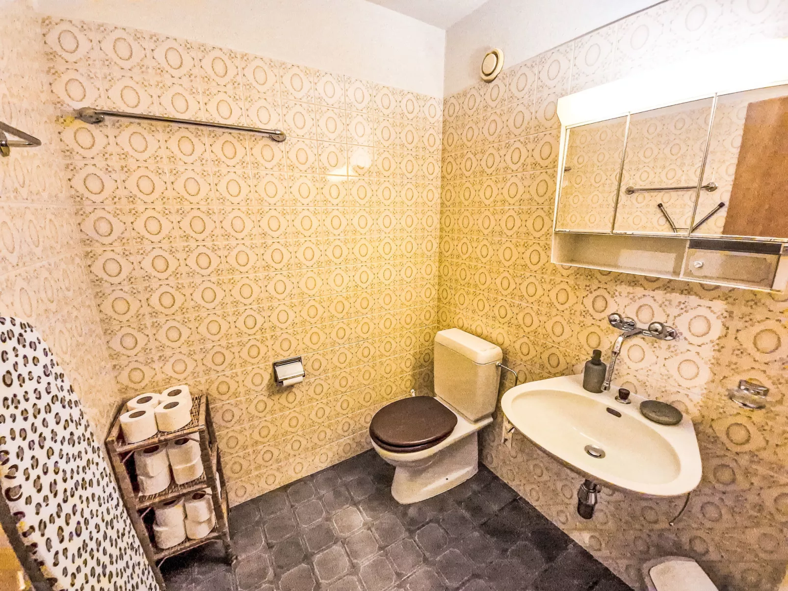 Crans-Léman 5 - Inside